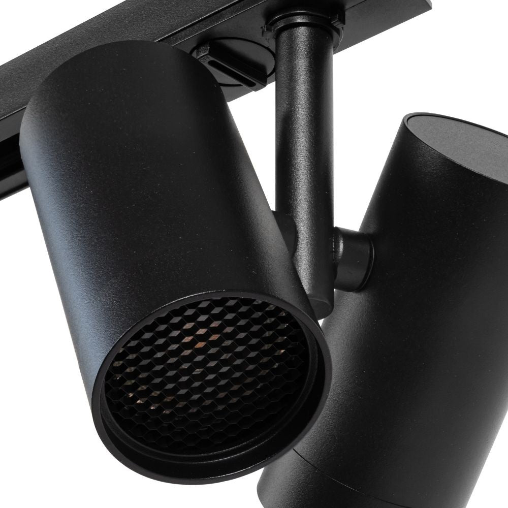 Zwarte GU10 railspot met zwarte rooster/reflectorkap en warm wit licht