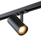 Zwarte Mesh GU10 spot op rail met warm verlicht scherm en gerichte lichtbundel