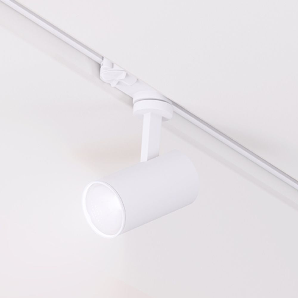 Witte railspot LED aan spoor met kantelbare kop